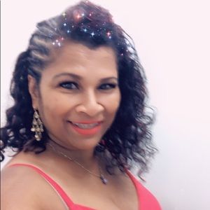 Meet your Posher, Sandra